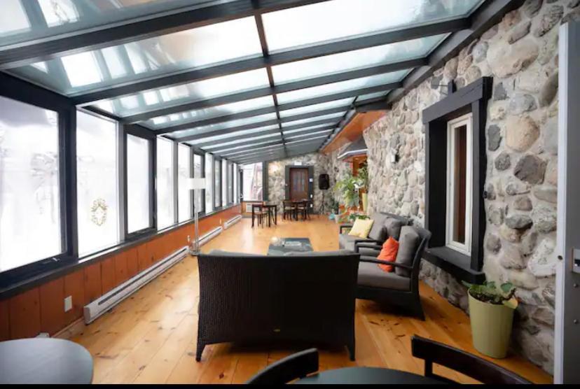Condo Hotel Au Pied Du Mont 奥福德 外观 照片